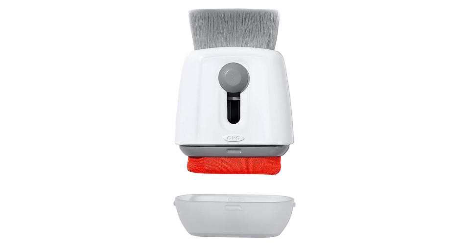 Un cepillo muy útil para mantener limpio tu laptop - Imagen: Amazon México