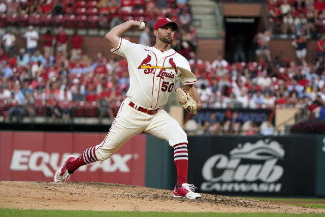 Cards' Adam Wainwright bids for 200th win in opener vs. Brewers