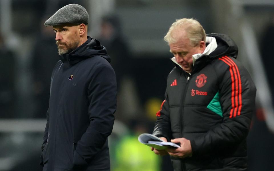 Erik ten Hag and Steve McClaren reflect on another lamentable away performance