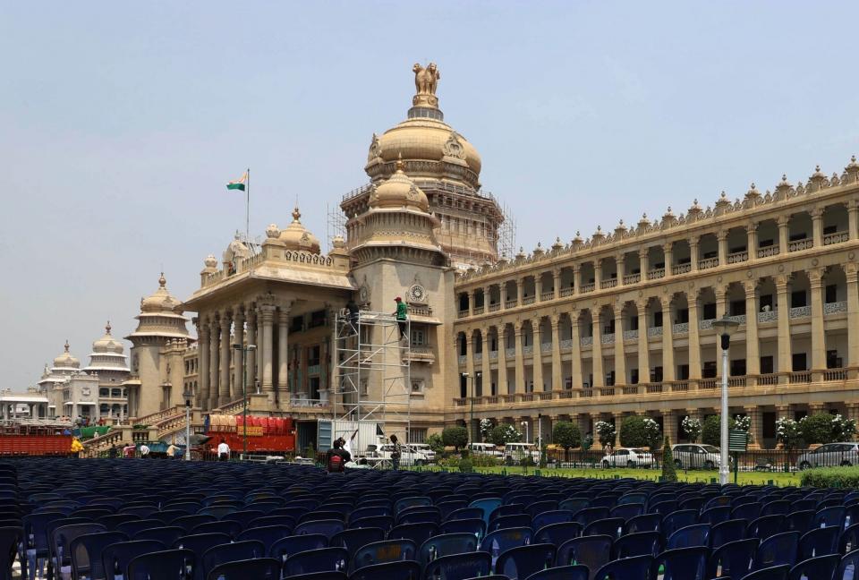 Preparations of swearing-in ceremony of H D Kumaraswamy as Karnataka Chief Minister