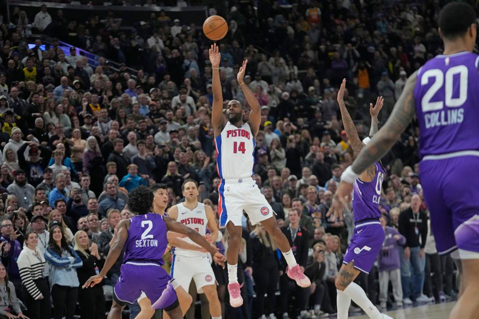 Pistons guard Alec Burks shoots to tie the score during the final seconds of the second half in the 154-148 overtime loss on Wednesday, Jan. 3, 2024, in Salt Lake City.