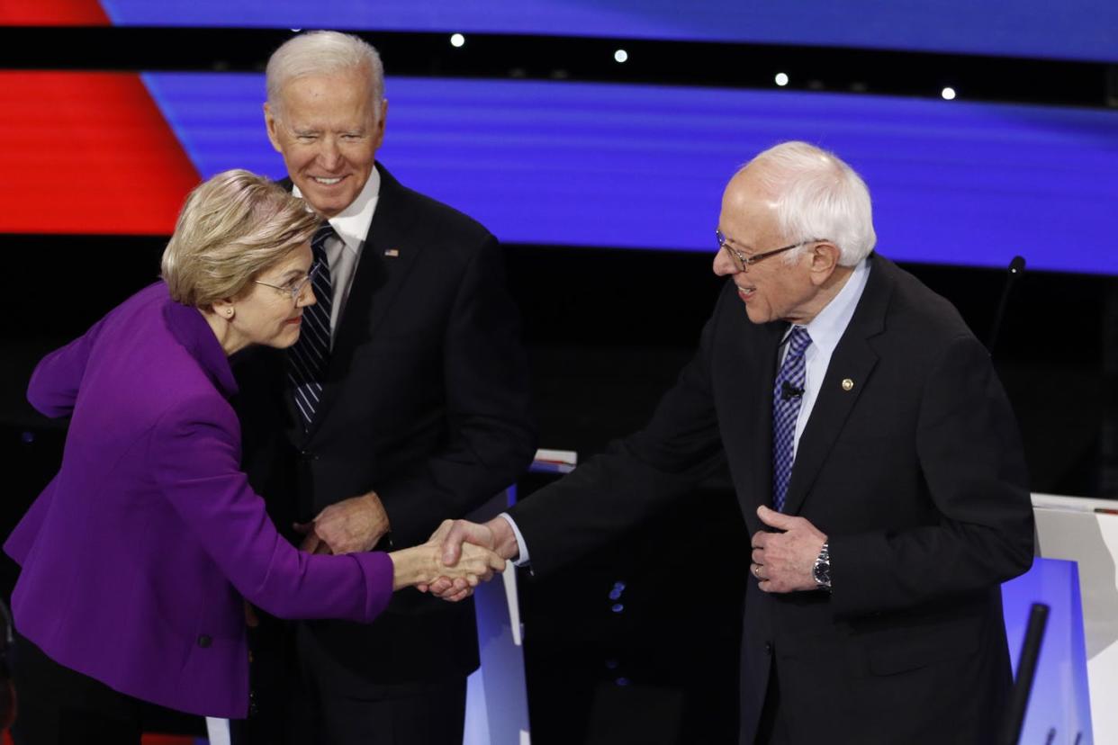 <span class="caption">Elizabeth Warren and Bernie Sanders shake hands before the debate on Jan. 14.</span> <span class="attribution"><a class="link " href="http://www.apimages.com/metadata/Index/Election-2020-Debate/b56197b74eda469c8ae4704f6caff838/28/0" rel="nofollow noopener" target="_blank" data-ylk="slk:AP Photo/Patrick Semansky;elm:context_link;itc:0;sec:content-canvas">AP Photo/Patrick Semansky</a></span>