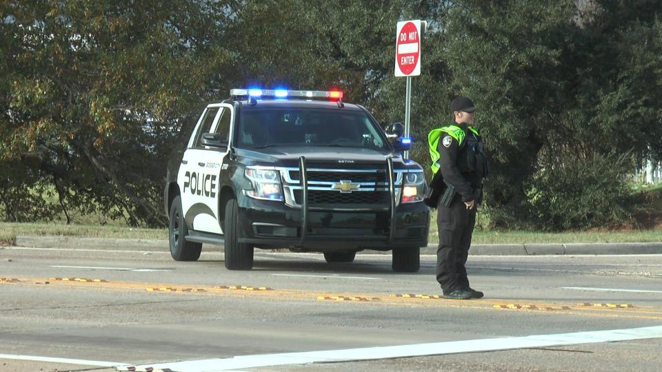 Part of Industrial Drive in Bossier City blocked off Monday morning due to suspicious vehicle