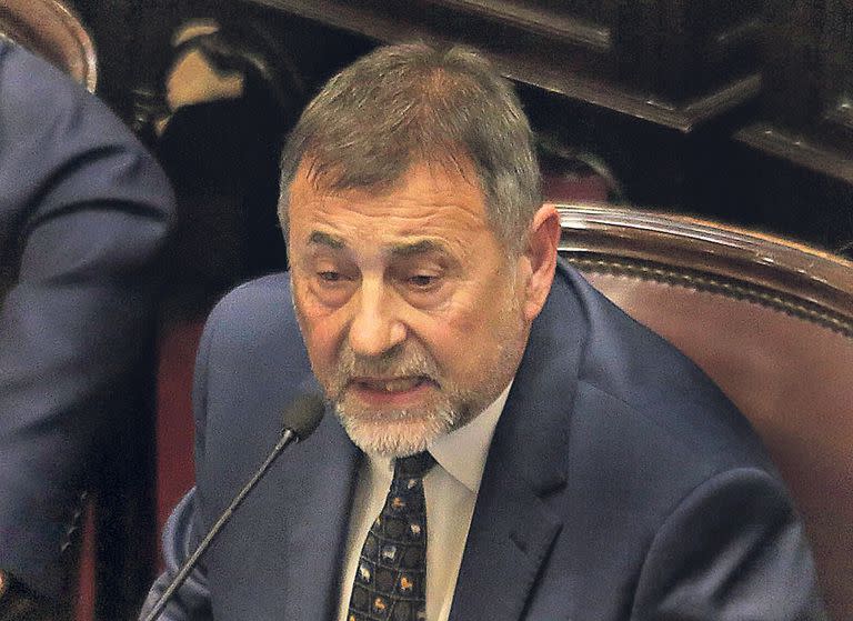 El cordobés Carlos Caserio asumió como jefe del Bloque Justicialista en el Senado de La Nación