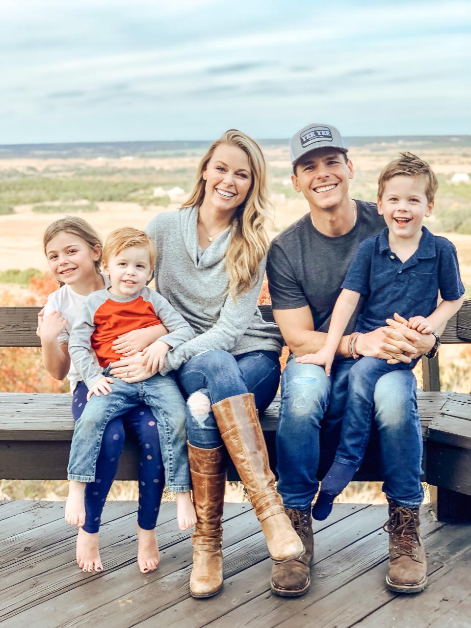 London Smith, River Smith, Amber Smith, Granger Smith and Lincoln Smith. In June 2019, 3-year-old River (left) died in a drowning accident at the family's home.
