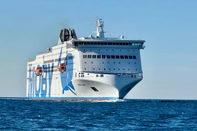 Anyone hoping to take their car to Sardinia needs to rely on a ferry. A new Moby Lines ship now offers space for a large number of holidaymakers. Moby Lines/dpa