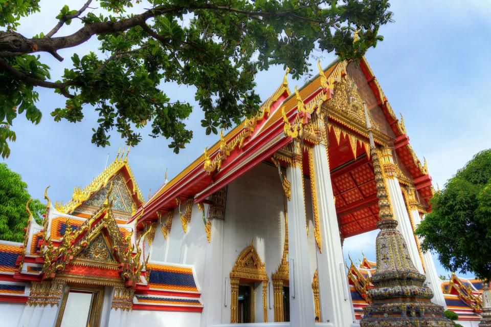 Wat Pho is a gorgeous temple complex in Bangkok. (Photo: AGF via Getty Images)