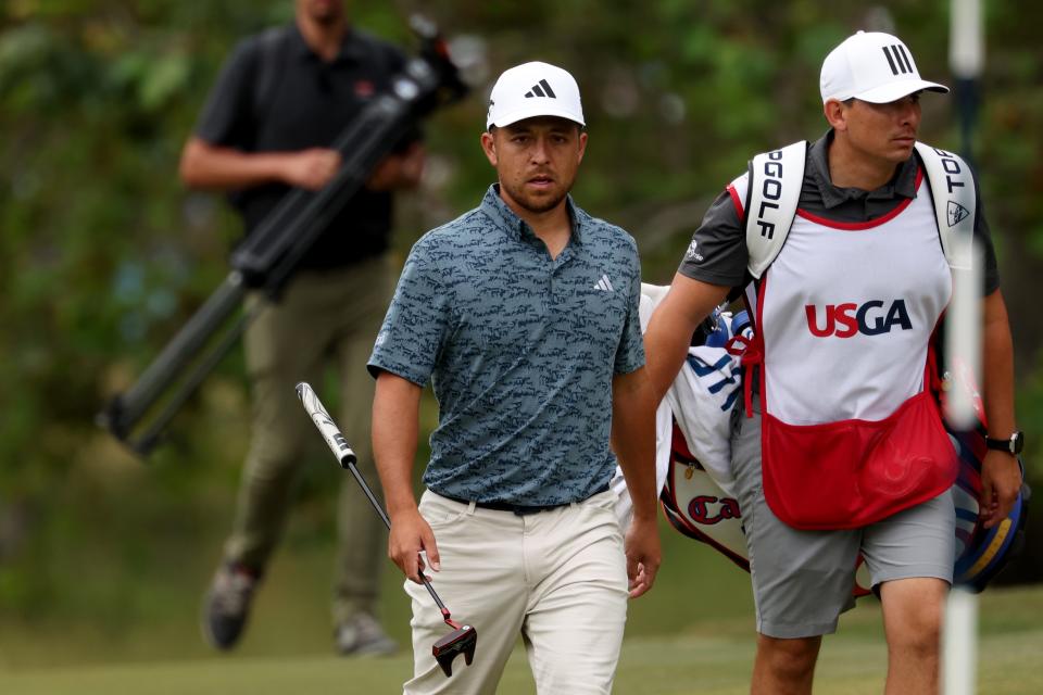 Xander Schauffele prepares to putt on the 7th hole during Thursday's first round of the U.S. Open at Los Angeles Country Club.