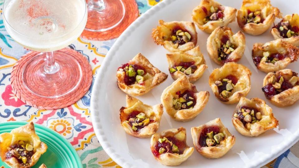 easy appetizers cranberry brie bites