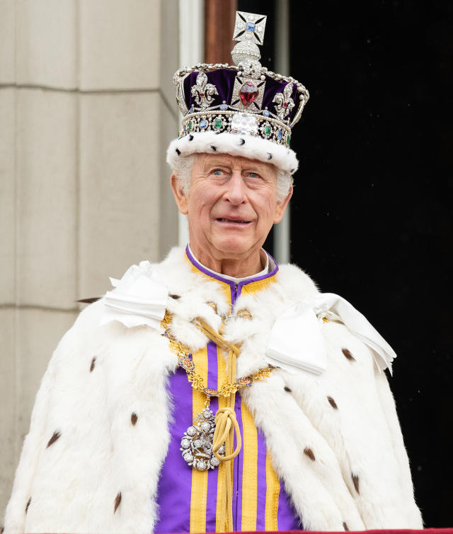 King and queen share 'heartfelt thanks' as official coronation