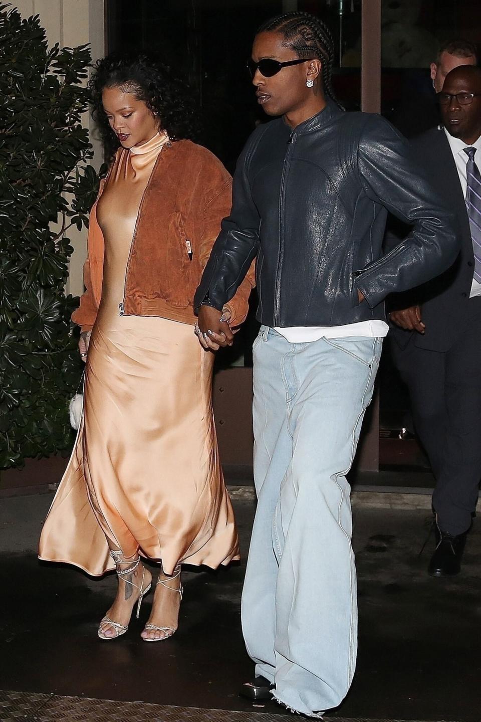 Milan, ITALY - Rihanna and ASAP Rocky take Milan by storm as they enjoy a romantic night out at Langosteria Bistrot. The power couple's effortless style and undeniable chemistry steal the show. Pictured: Rihanna, ASAP Rocky BACKGRID USA 25 FEBRUARY 2023 BYLINE MUST READ: Photopress / BACKGRID USA: +1 310 798 9111 / usasales@backgrid.com UK: +44 208 344 2007 / uksales@backgrid.com *UK Clients - Pictures Containing Children Please Pixelate Face Prior To Publication*