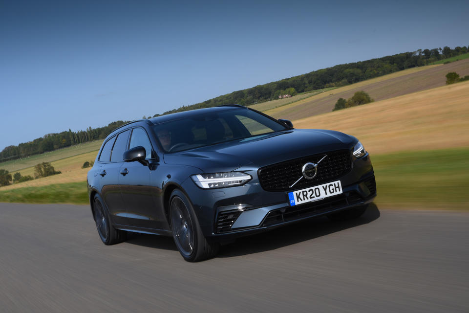 Volvo V90 T6 Recharge PHEV 2020 road test review - hero front