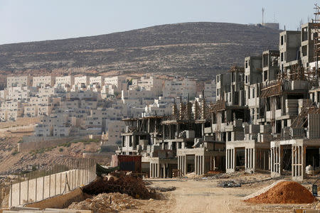 A construction site is seen in the West Bank Jewish settlement of Givat Zeev, near Jerusalem, October 17, 2013. REUTERS/Baz Ratner/File Photo