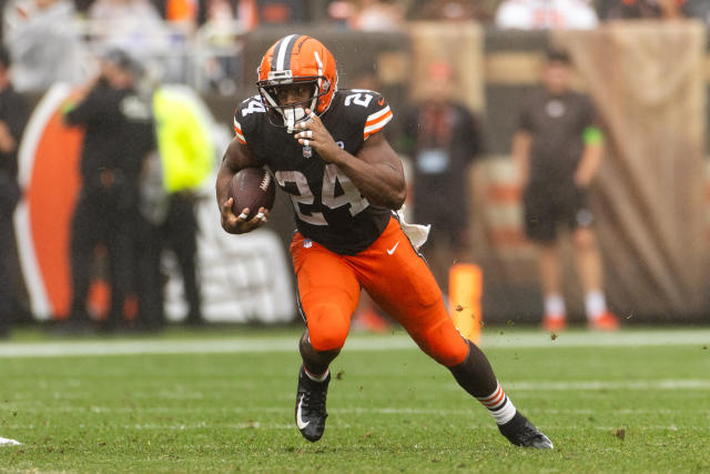 Cleveland Browns bounce back from embarrassing loss to beat rival