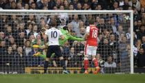 Britain Football Soccer - Tottenham Hotspur v Arsenal - Premier League - White Hart Lane - 30/4/17 Arsenal's Petr Cech saves from Tottenham's Jan Vertonghen (not pictured) Reuters / Toby Melville Livepic