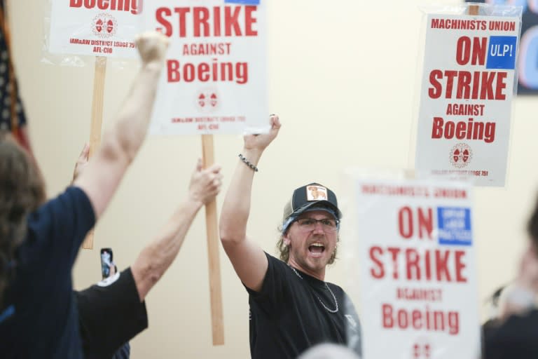 Les travailleurs syndiqués de Boeing dans la région de Seattle sont en grève, le 13 septembre 2024 (Jason Redmond)