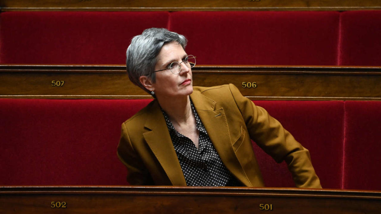 Pour Sandrine Rousseau, ici à l’Assemblée le 3 novembre, c’est à Adrien Quatennens de « prouver aux femmes que son retour pourrait servir ».