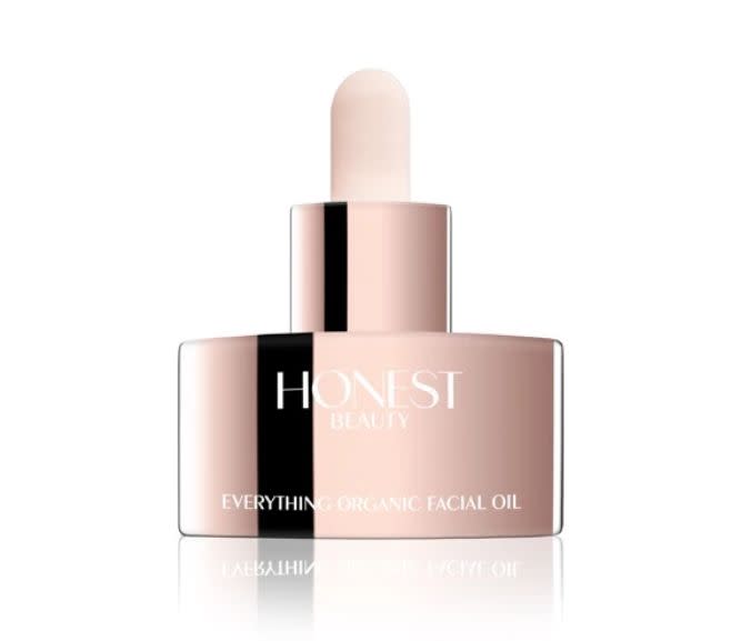 This facial oil by Jessica Alba's <a href="https://www.honestbeauty.com/" target="_blank">Honest Beauty</a> is one of our favorites, and not only because it comes in a shiny gold bottle. The formula contains vitamin E, <a href="https://food.ndtv.com/beauty/10-powerful-benefits-of-vitamin-e-oil-for-your-skin-1646704" target="_blank">a powerful antioxidant</a> that can&nbsp;protect the skin from the effects of free radicals,&nbsp;and it's free from any parabens, silicones, petrolatum, synthetic fragrances or dyes.&nbsp;If you're looking to test out some Honest products,&nbsp;add this one to your list.&nbsp;<strong><br /><a href="https://www.honestbeauty.com/products/organic-facial-oil" target="_blank" rel="nofollow" data-beacon-parsed="true" data-rapid-parsed="slk"><br />Honest Beauty Everything Organic Facial Oil</a>, $55</strong>