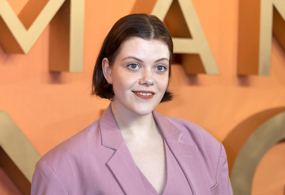 LONDRES, INGLATERRA - 03 OCTUBRE: Georgie Henley asiste a la premiere británica de 'La mujer rey' en el Odeon Luxe Leicester Square, el 03 de octubre de 2022, Londres, Inglaterra (Foto: Dave J. Hogan/Getty Images )