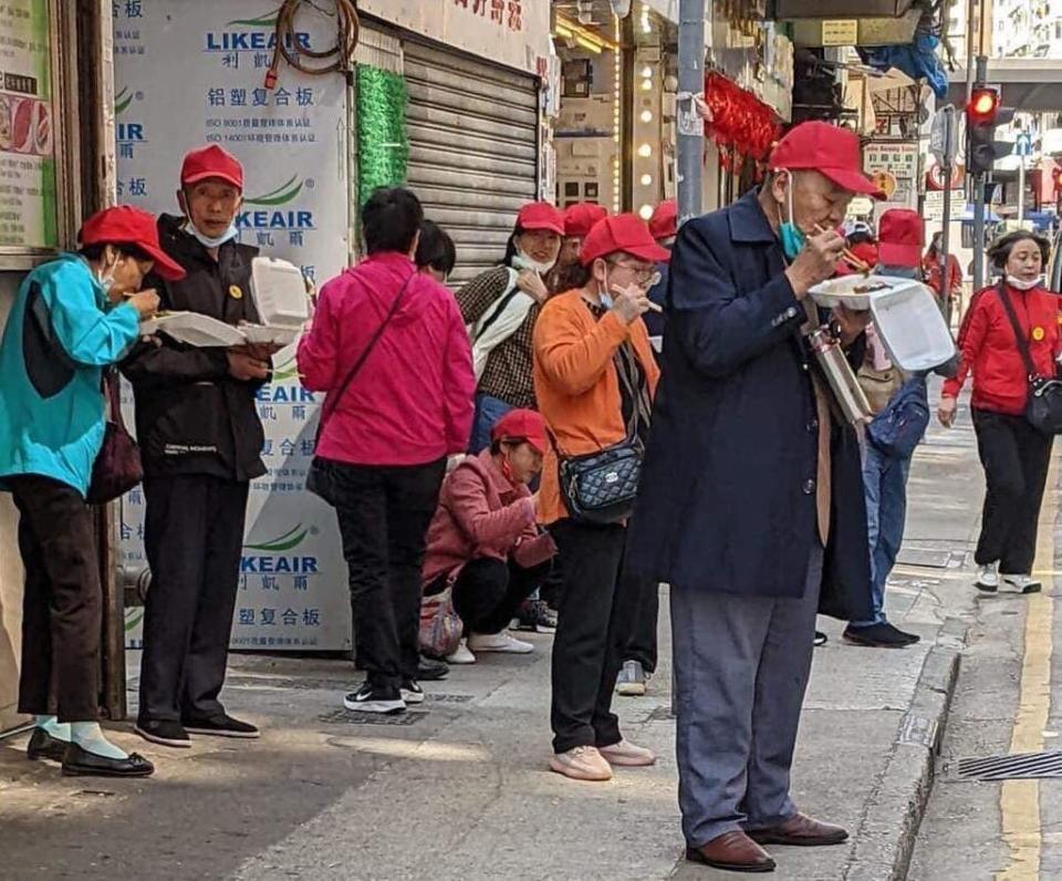 土瓜灣現兩餸飯旅行團 網民戥團友慘畀錢連堂食都冇 笑指呢樣文化由日本傳入？