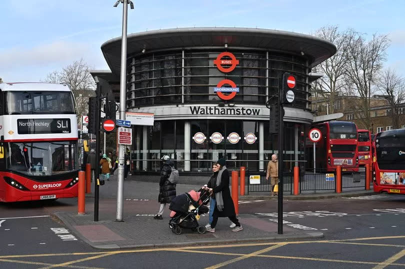 A Superloop bus pulling out of Walthamstow Central bus station