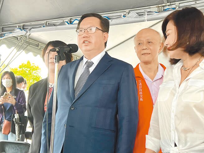 行政院副院長鄭文燦表示，發展綠能是台灣必須要走的路，請大家不要把綠能汙名化。（王揚傑攝）
