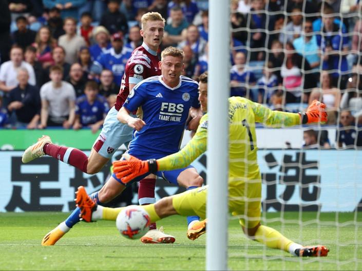 Harvey Barnes puts Leicester ahead (REUTERS)