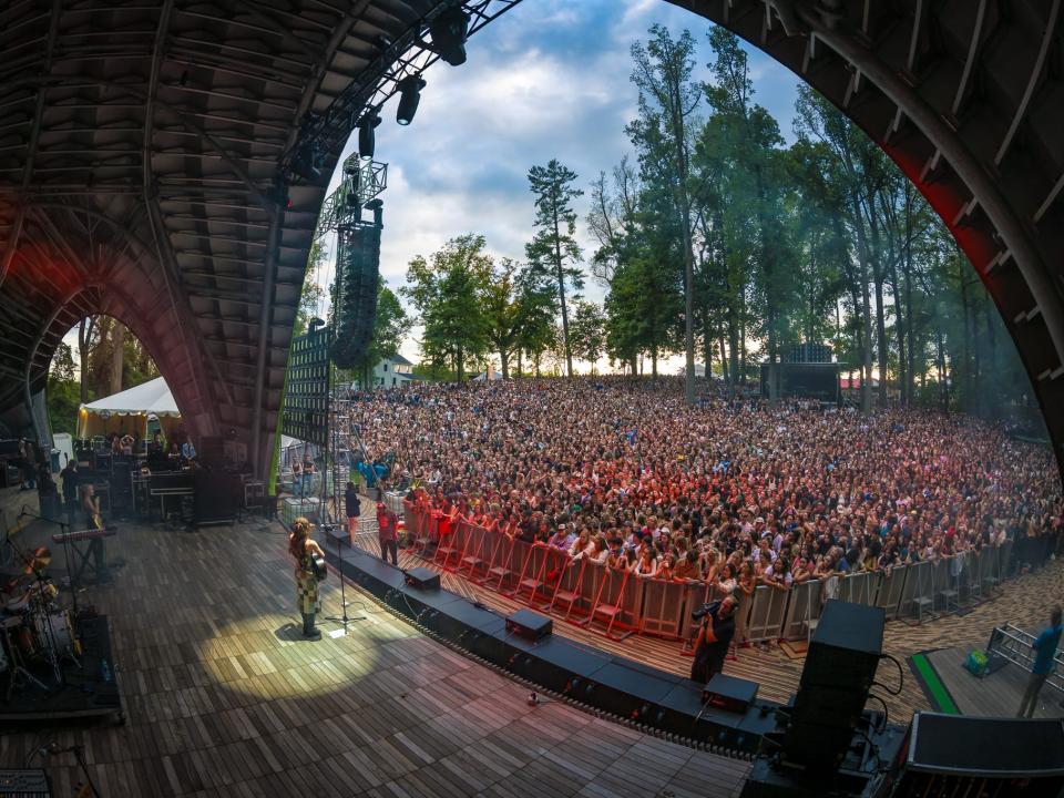 all things go lizzy mcalpine crowd 2023 drone photo