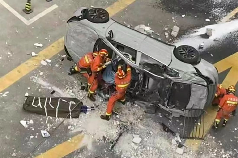 The carmaker confirmed the incident was an accident and not caused by the vehicle   (Weibo)