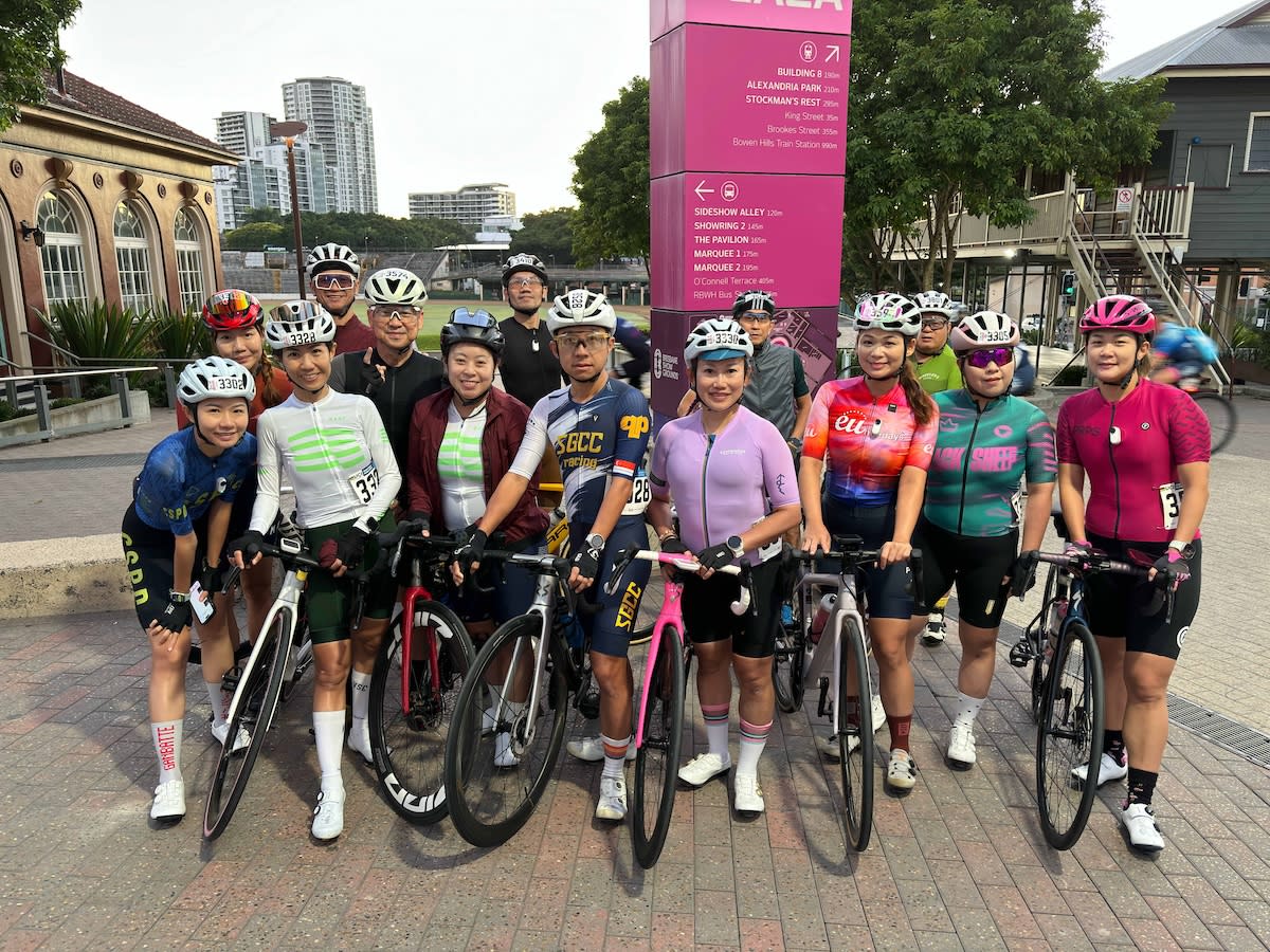 Singaporean cycling enthusiasts taking part in the 2024 Tour de Brisbane. (PHOTO: Cheryl Tay)