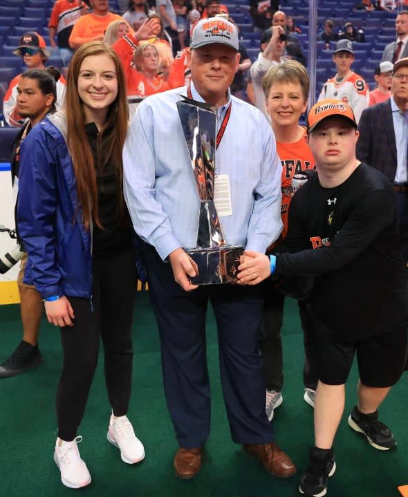 <em><strong>All in the family – Brett with his dad Chris, mom Geralyn and sister Sarah celebrating the Bandits championship win.</strong></em>