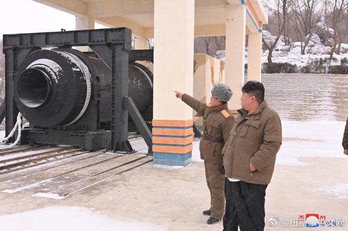 北韓官媒聲稱，研發的軍用偵察衛星（又稱間諜衛星）已進入重要的最後階段試驗。（翻攝自微博＠紐斯頓中文網 ）