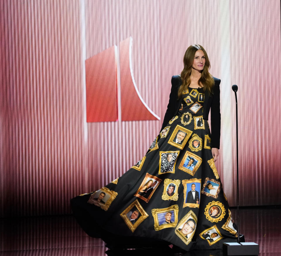 Julia Roberts appears during THE 45TH ANNUAL KENNEDY CENTER HONORS, broadcasting on Wednesday, Dec. 28 (8:00-10:00 PM, ET/PT) on the CBS Television Network and stream live and on demand on Paramount+.     Photo: Mary Kouw/CBS ©2022 CBS Broadcasting, Inc. All Rights Reserved.