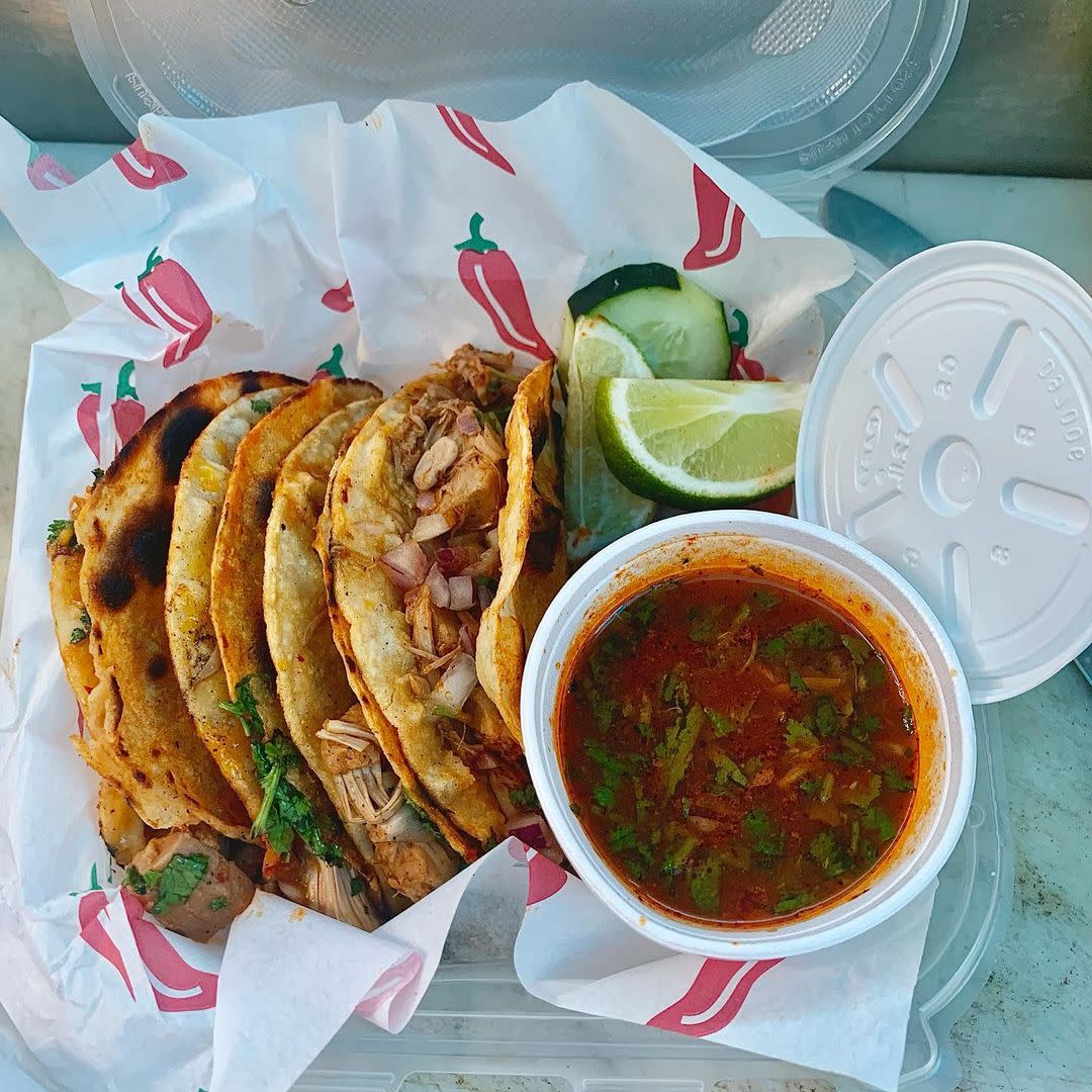 Il food truck vegano di Las Maris ha venduto più di 10.000 tacos di birria di jackfruit.  (Foto: Las Maris Vegan)