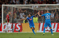 Soccer Football - Champions League Playoffs - Nice v Napoli - Nice, France - August 22, 2017 Napoli's Lorenzo Insigne celebrates scoring their second goal REUTERS/Eric Gaillard