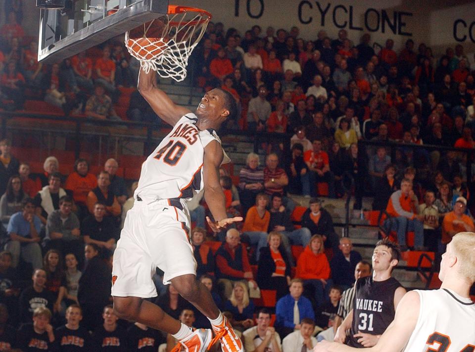 Harrison Barnes led Ames to back-to-back Class 4A boys state basketball championships in 2009-10.