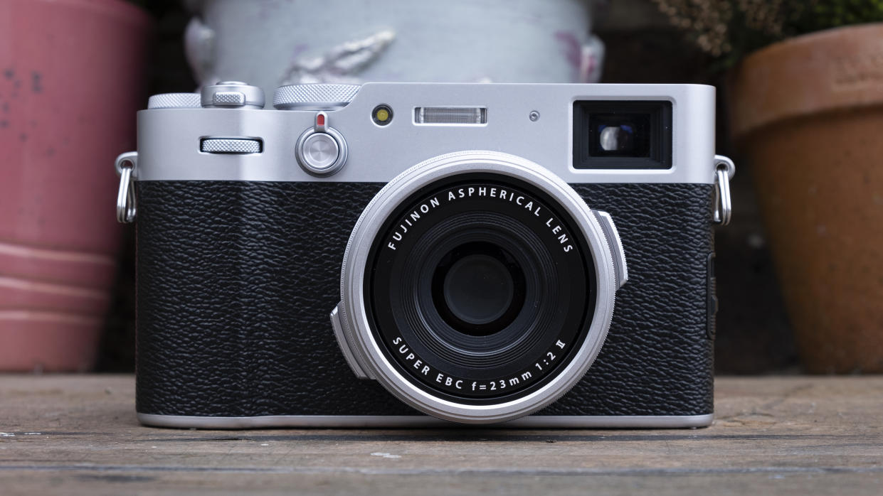  Fujifilm X100V 