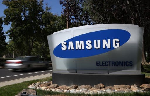 The judge in a massive smartphone patent case reprimanded Samsung for releasing excluded evidence on Friday but rejected a bid by Apple to order a verdict in the case