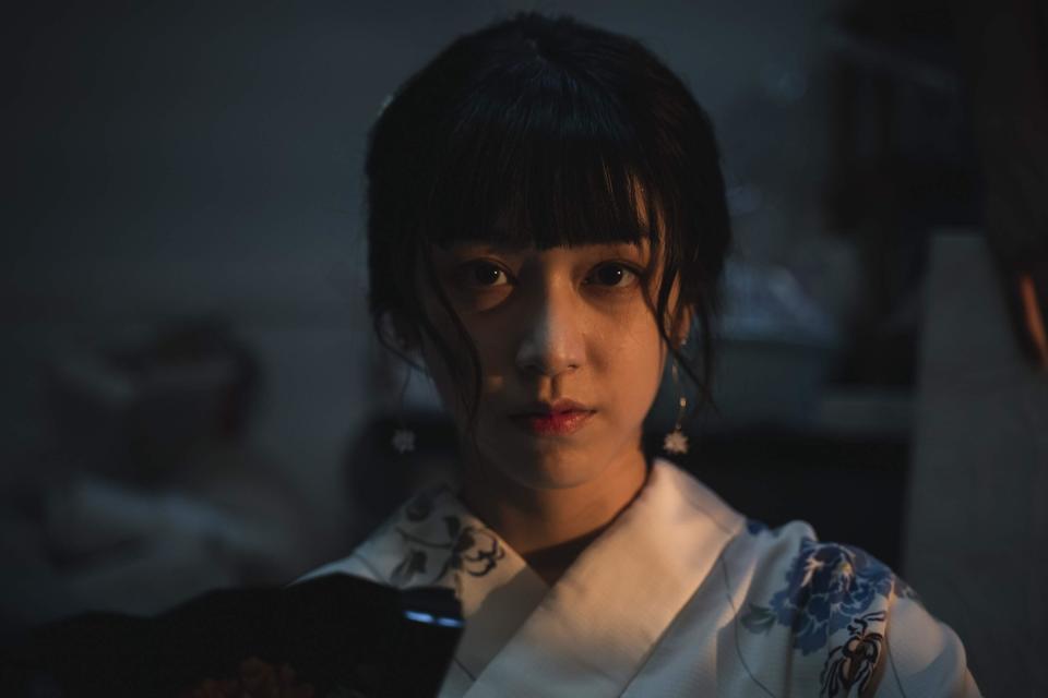 《美味的舌頭》主演鄭煒齡外型亮眼 片中詮釋似人似魔的「Mia」。（圖／公視提供）