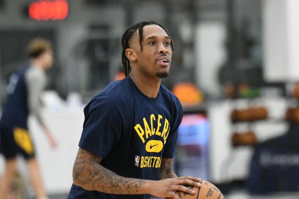 Ahmad Caver gets ready to shoot during Pacers practice at Ascension St. Vincent Center in Indianapolis on Jan. 9, 2022.