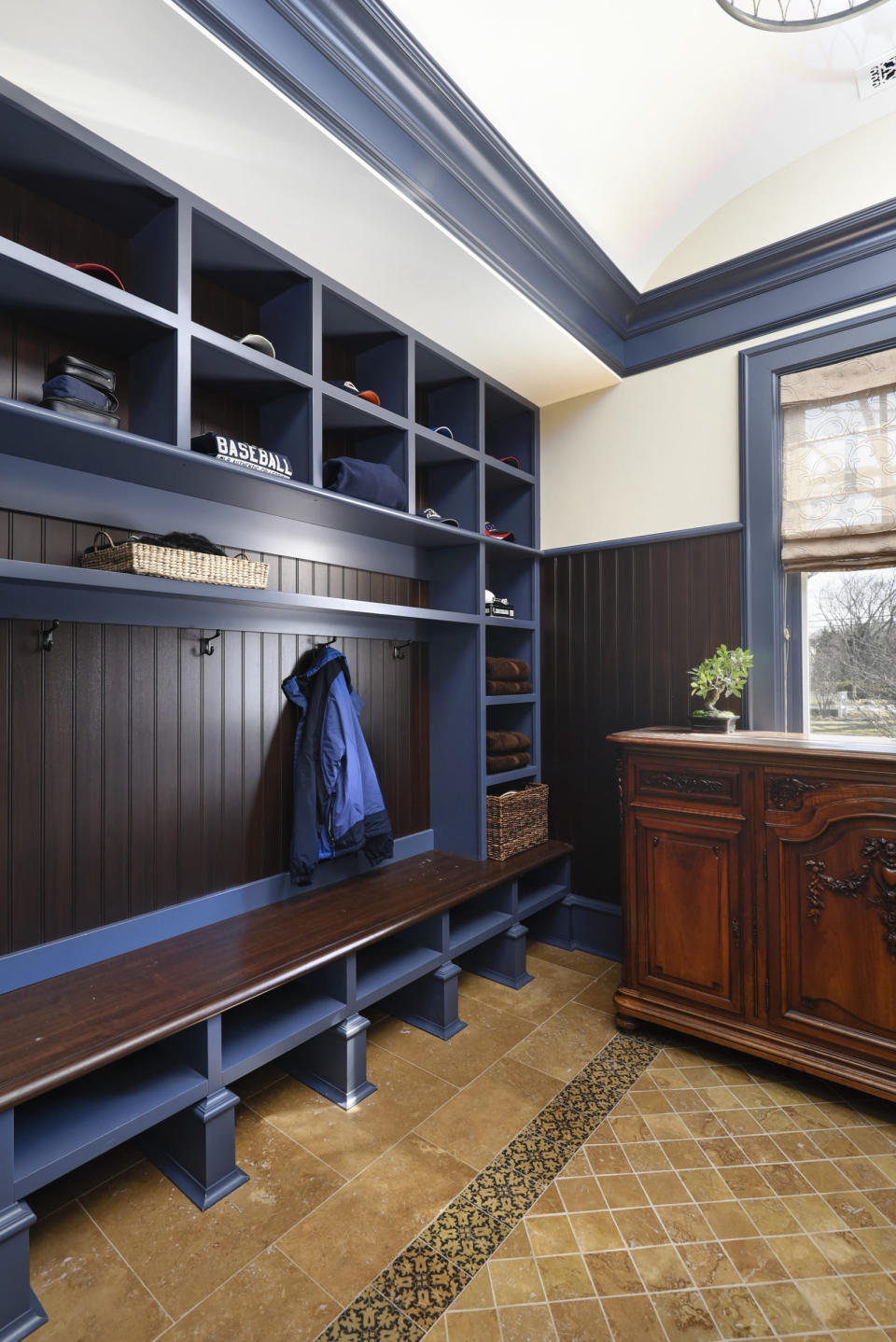 Include open storage in your mudroom ideas