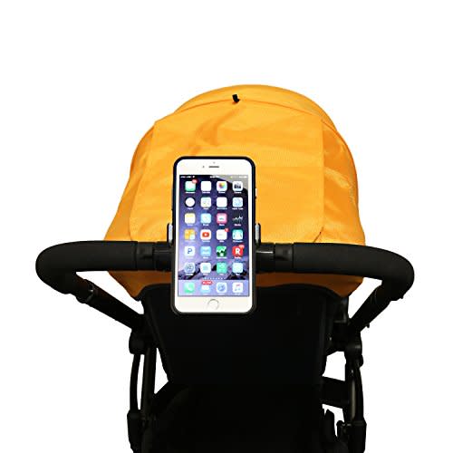 Emmzoe Smartphone Handlebar Mount for Stroller (Amazon / Amazon)