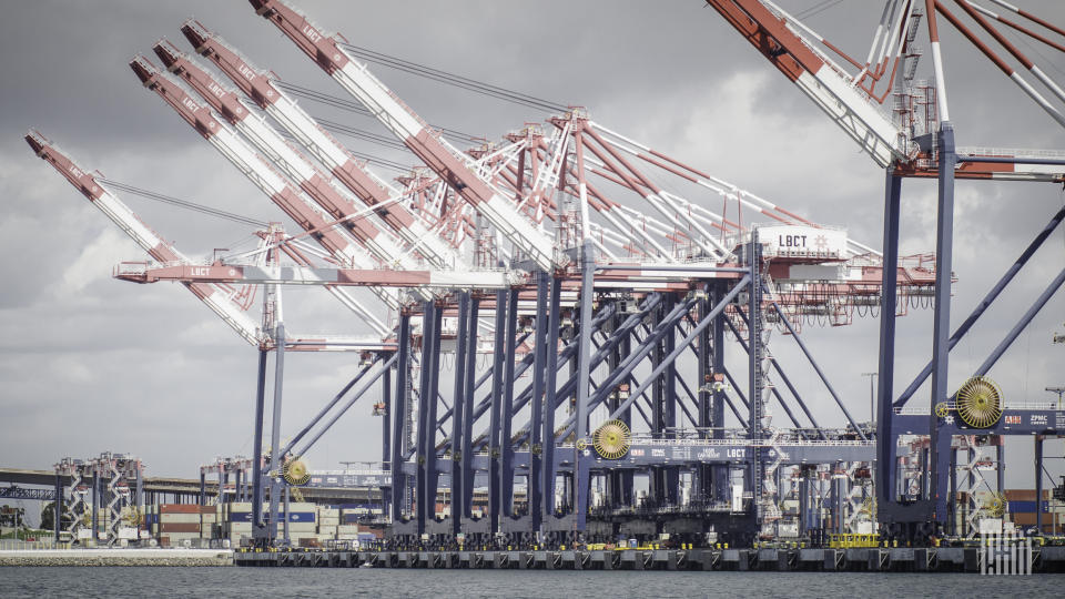 ZPMC cranes at the Port of Long Beach. (Photo: Jim Allen/FreightWaves)