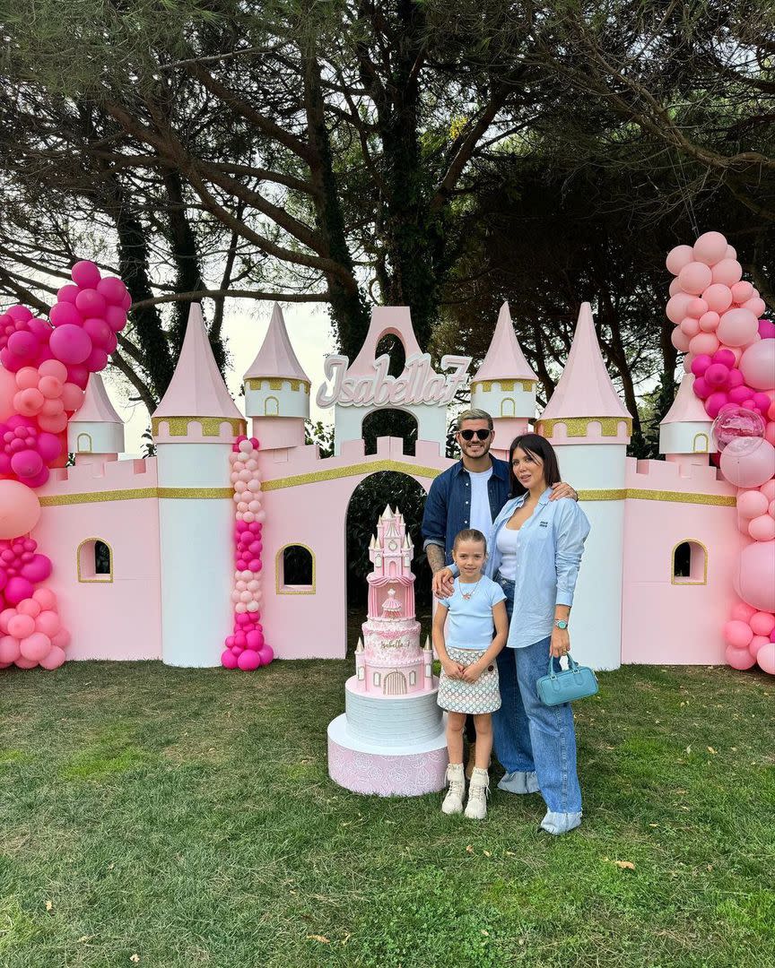 Isabella junto a Wanda Nara y Mauro Icardi