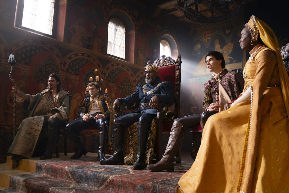 The heirs of Everrealm in The Quest (Still: Disney+)