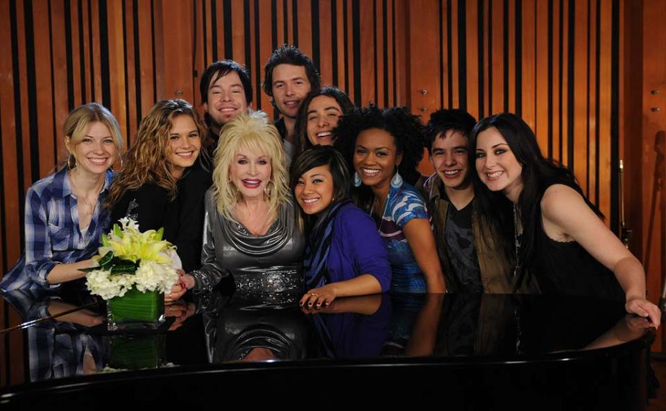 Music superstar Dolly Parton mentors the "Final 9" on American Idol.