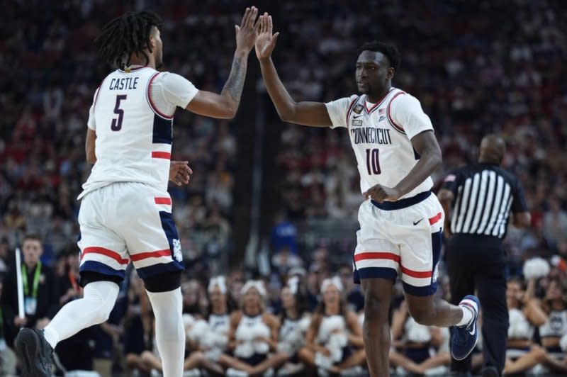 Freshmen guards Stephon Castle (5) and Hassan Diarra (10) will attempt to lead the UConn Huskies to a second-consecutive national title Monday in Glendale, Ariz. Photo courtesy of UConn Athletics