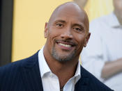 Dazu kommen noch 25.000 Dollar von Ex-Wrestler und Hollywood-Liebling Dwayne "The Rock" Johnson. Auf Instagram rief er andere zum Spenden auf und meinte: "Jedes Mal, wenn unser Land so hart von Naturkatastrophen wie dieser getroffen wird, bringt uns das als Land zusammen. Unabhängig von Rasse oder Politik – wir wollen alle unseren Brüdern, Schwestern und Familien in Not helfen." (Bild-Copyright: Richard Shotwell/Invision/AP)