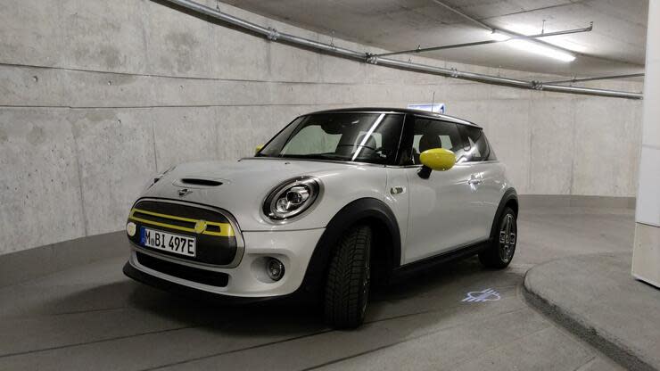 Der erste elektrische Mini ist stark und wendig. Foto: dpa