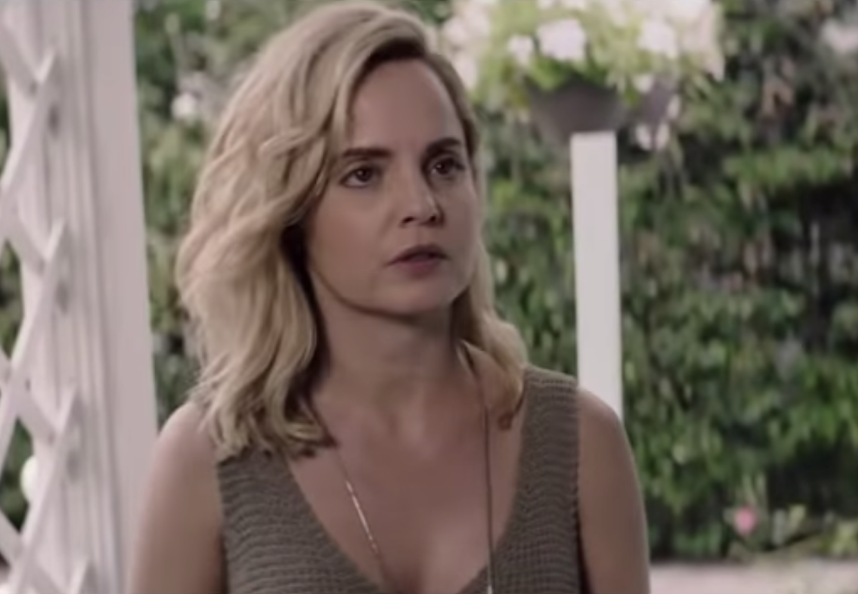 Mena Suvari as Nicole Brown Simpson in The Murder of Nicole Brown Simpson. (Screenshot: YouTube)